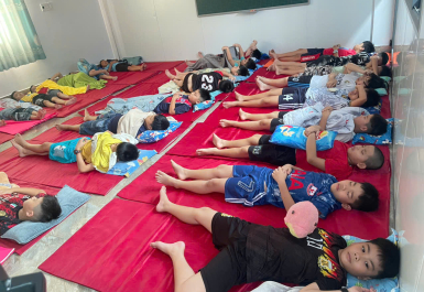 NGỦ TRƯA CỦA BÉ