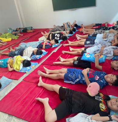 NGỦ TRƯA CỦA BÉ